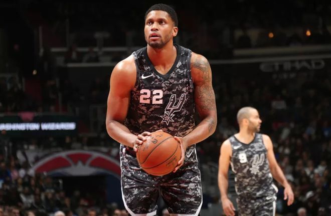 中依然处于 中依然处于