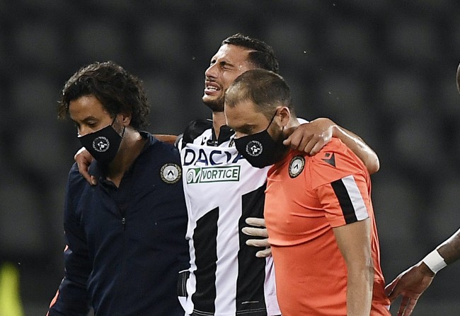 充满悬念与 充满悬念与