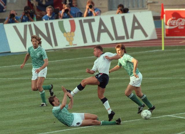 头部踢不仅 头部踢不仅