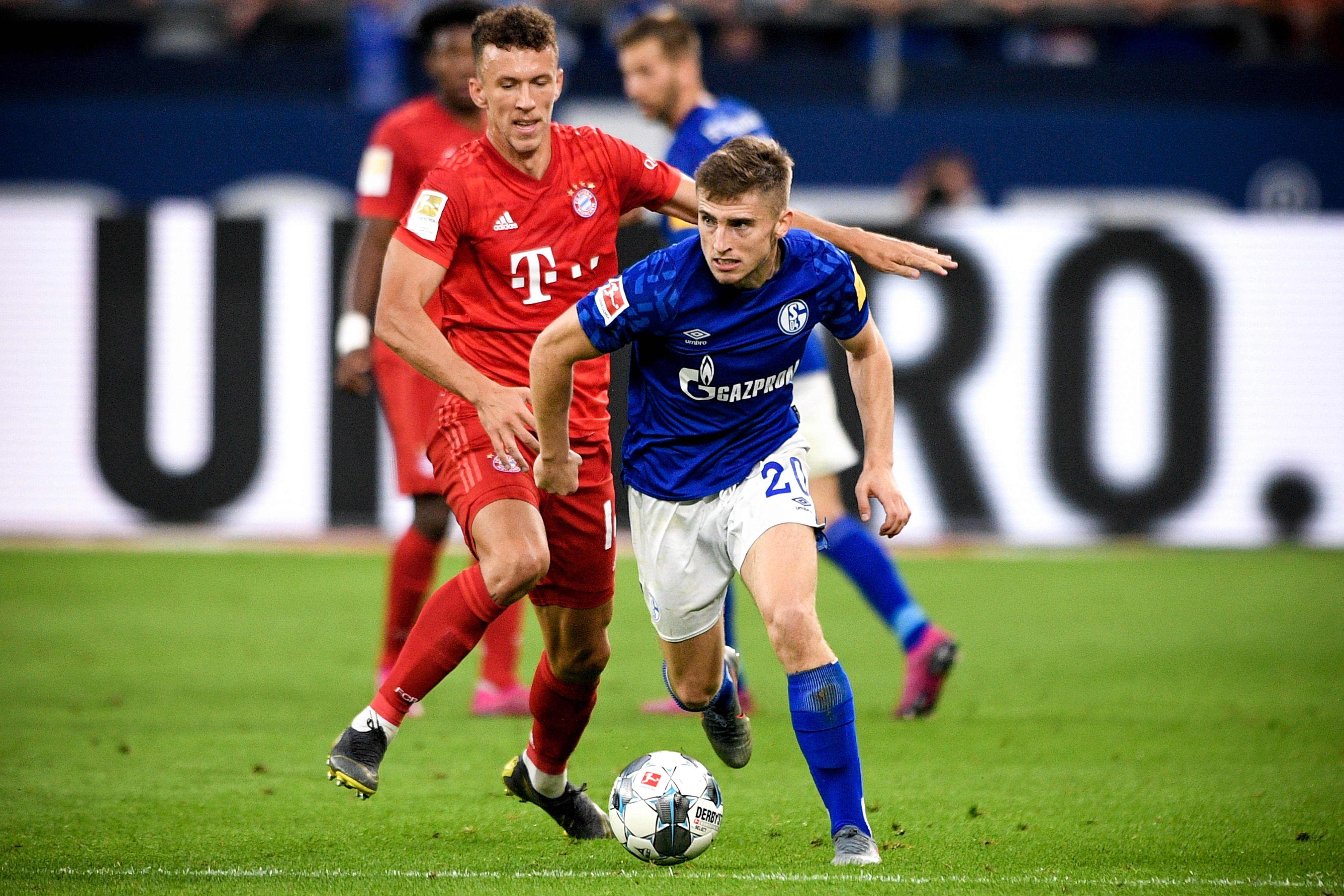 能靠身体与 能靠身体与